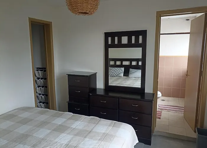 Amplio, Comodo Y Tranquilo A 10 Min Del Aeropuerto, Basilica Y Centro *